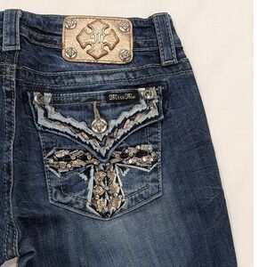 Miss Me Signature Skinny Jeans Medium Wash Sequin Cross Flap Pocket Womens 28
